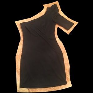 One sleeve black bodycon mini dress